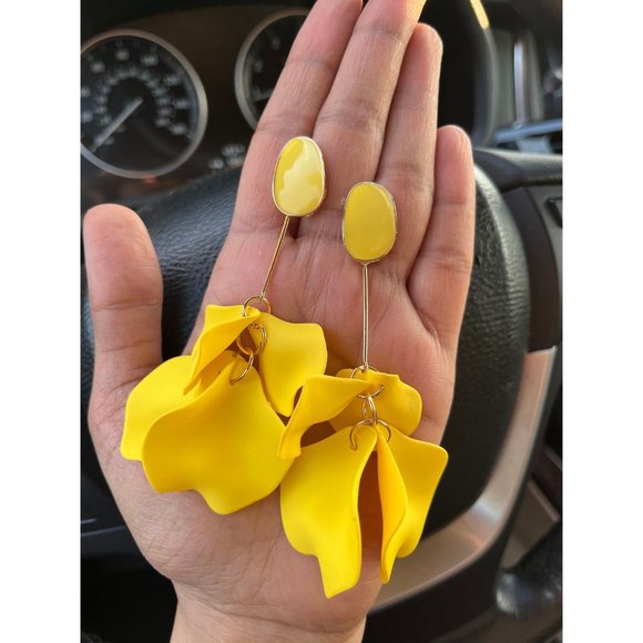 Yellow earrings flower petal acrylic yellow earrings , yellow rose petal earring - Picture 2 of 7
